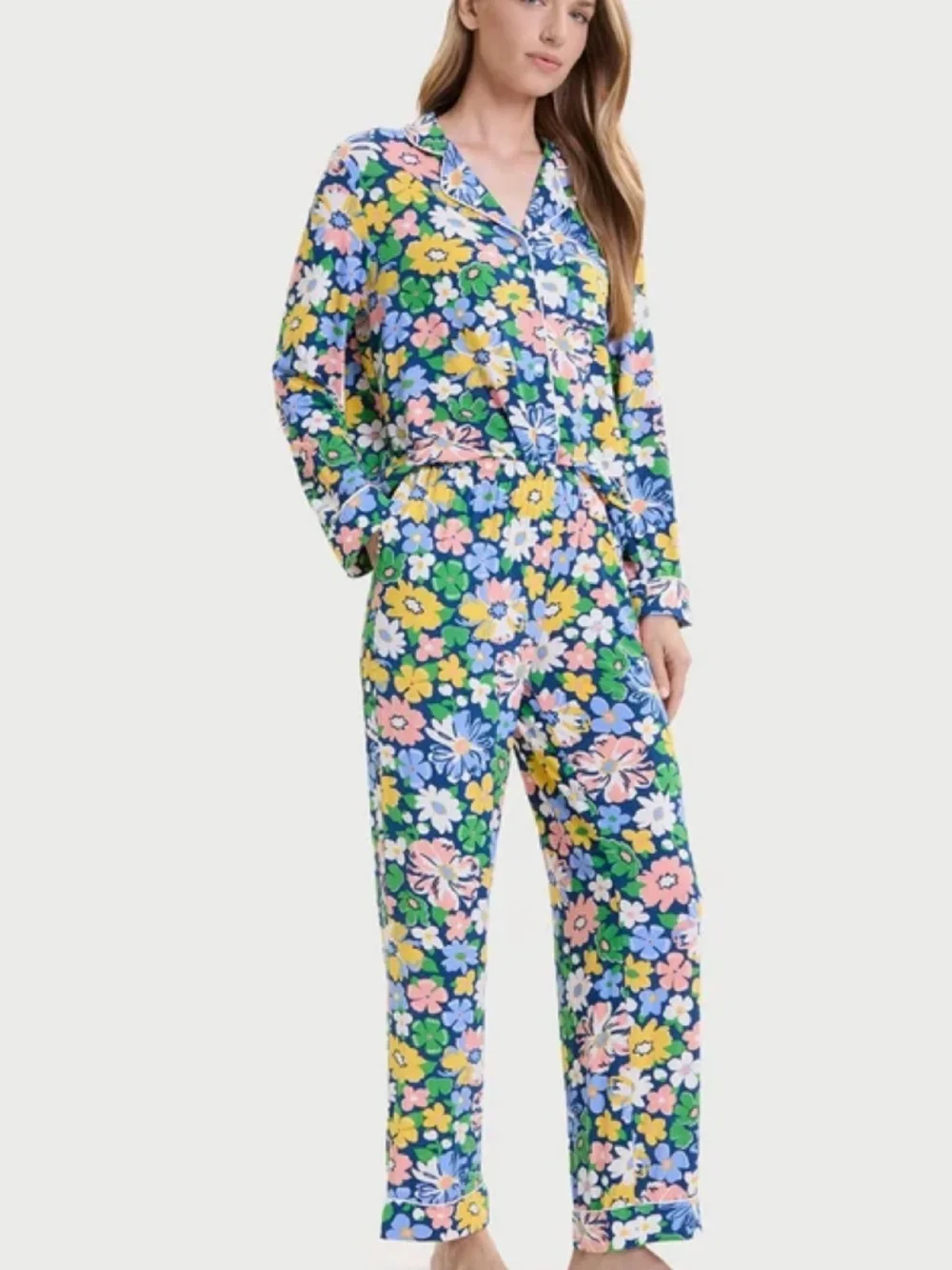 Kate Spade Long Sleeve Floral Pajama Set Small Relaxed Fit Lightweight Stretchy